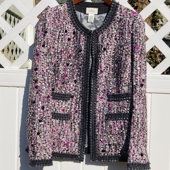 STUNNING Chanel Tweed Blazer Sm.,Med.,Large $895 - Picture 3 of 9